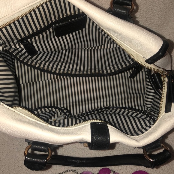 Purse - Picture 3 of 3